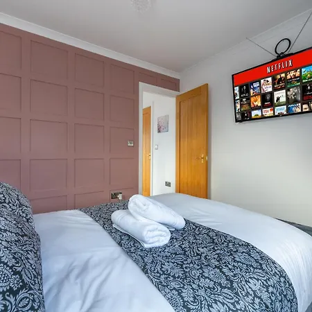 *ra98bl* For Your Relaxed & Cosy + Free Parking + Free Fast Wifi * Homestay Leeds (West Yorkshire)